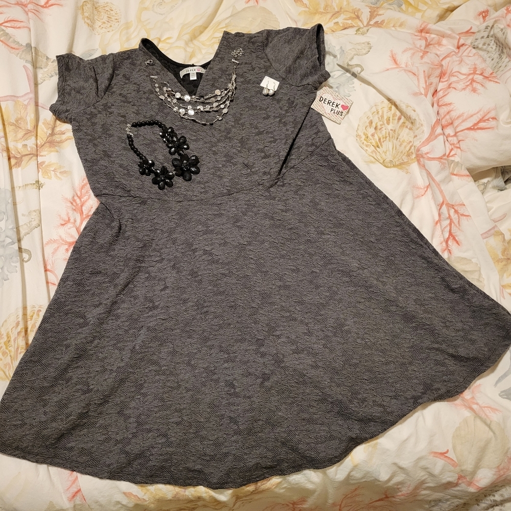 NWT Derek Heart Plus Faux Wrap Cap Sleeve  Dress Gray ~Jr 2X - 3X FINAL PRICE!